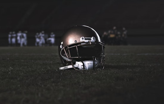 Las Vegas Raiders In Search of Veteran Backup QB After Aidan O'Connell's Injury Sidelines Him for Weeks