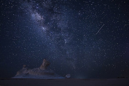 Las Vegas Stargazers Face Moonlight Challenge During Peak Perseid Meteor Shower