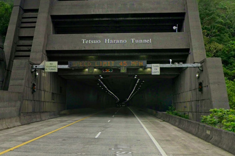 Late-Night Vehicle Fire Shuts Down H-3 Near Harano Tunnels