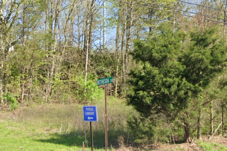 Lewisburg Pike Closed in Williamson County Following Collision of Semi-Trailer and Box Truck