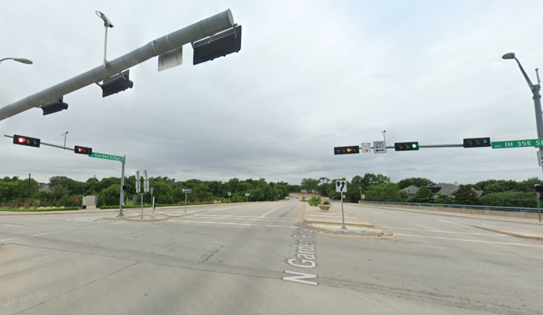 Lewisville Police Respond to Major Accident on I-35E Southbound Causing Extensive Traffic Delays