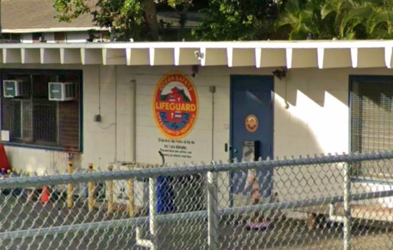 Lifeguards Rescue Unresponsive Bodyboarder at Honolulu’s Point Panic