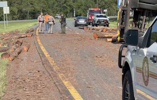 Log Truck Spill on I-10 in Baker County Clears After Morning Traffic Chaos
