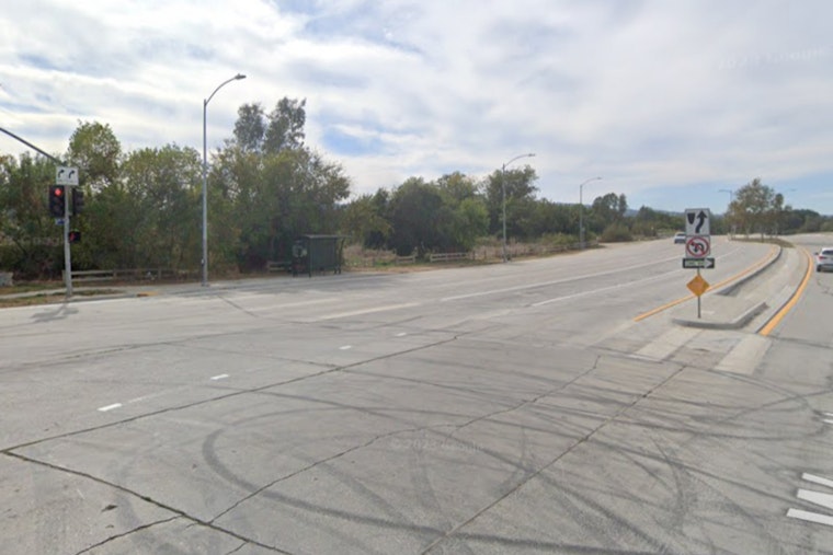 Los Angeles Firefighters Successfully Contain Sepulveda Basin Grass Fire; No Injuries Reported