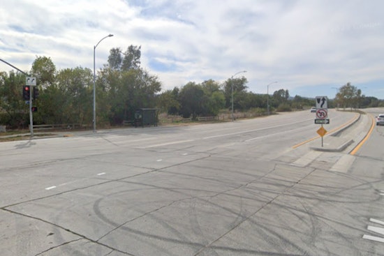 Los Angeles Firefighters Successfully Contain Sepulveda Basin Grass Fire; No Injuries Reported