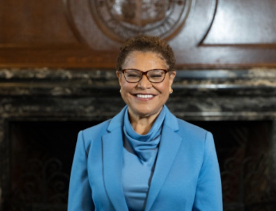 Los Angeles Mayor Karen Bass Highlights San Fernando Valley's Growth on 818 Day