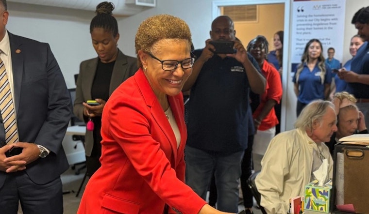 Los Angeles Sees Homelessness Decline as Mayor Karen Bass' Eviction Prevention Program Reaches Over 1,000 Residents
