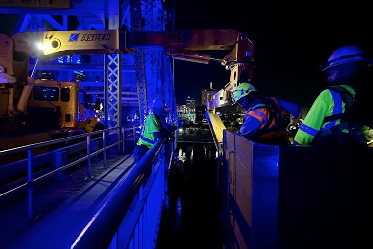 Main Street Bridge in Downtown Jacksonville Reopens for Vehicles After Tugboat Incident, Maritime Traffic Still Restricted