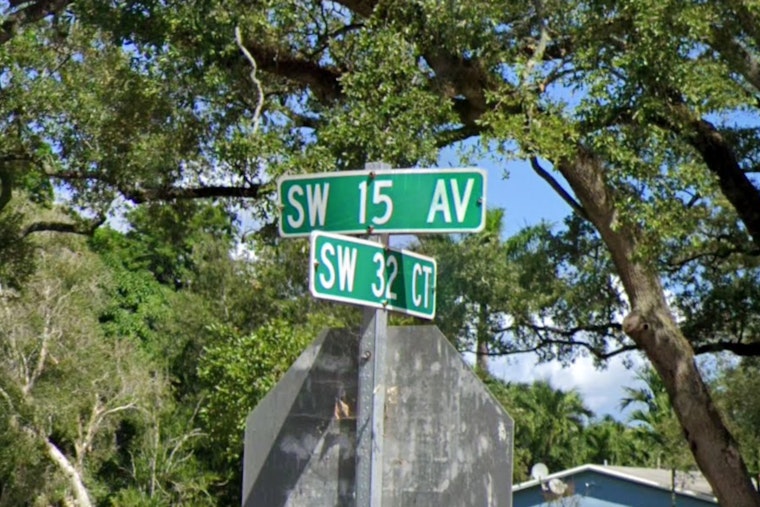 Man and Woman Hospitalized After Domestic Stabbing in Fort Lauderdale, Suspect in Custody