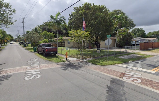 Man Stabbed in Early Morning Robbery Attempt in Dania Beach, Suspect at Large