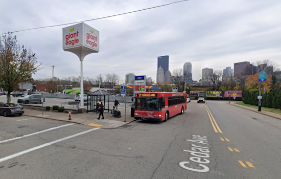 Man Stabbed Near Giant Eagle on Pittsburgh's North Side, Suspect Detained
