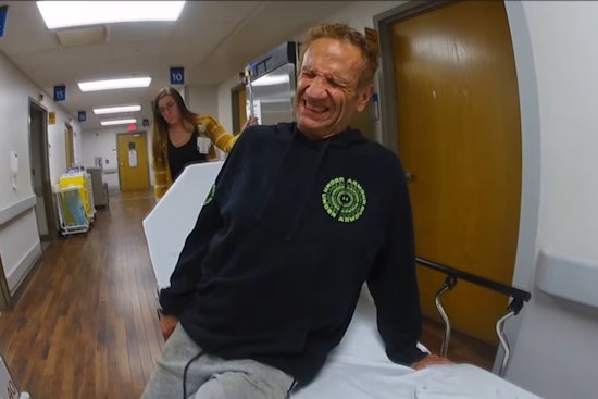 Mansfield Man Sues Police for Excessive Force After Jaywalking Incident Leads to Severe Injuries