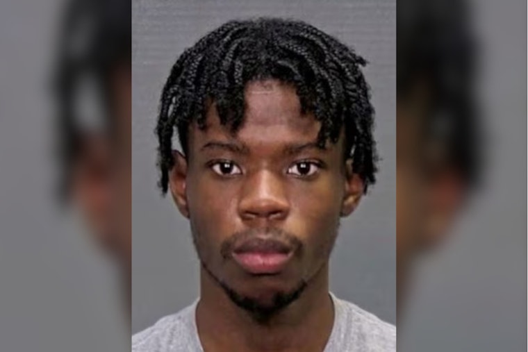 Maple Heights Man Pleads Not Guilty in Fatal Bedford AutoZone Shooting of Girlfriend