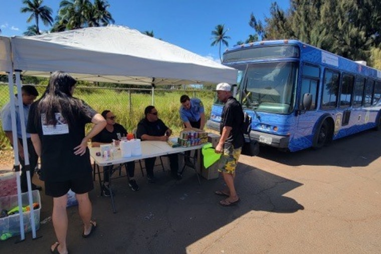 Maui Police Department's Mobile Unit Offers Essential Services to Houseless at Kalama Park