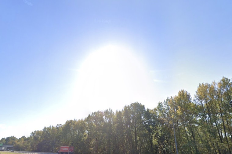 Memphis Faces Mixed Weather with Sunny Spells and Potential Showers, Says NWS