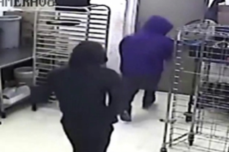 Memphis Little Caesars Burgled, Police Seek Public's Aid in South Perkins Road Crime