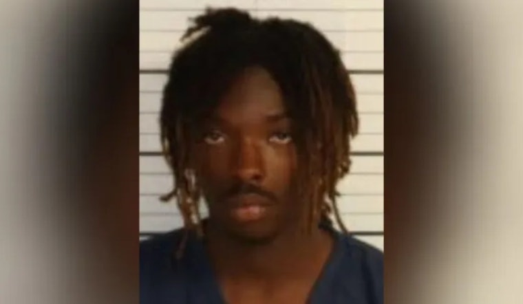 Memphis Police Search for Two Suspects Following Overton Square Carjacking and Crash