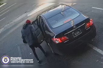 Memphis Police Seek Suspect in Aggravated Assault at Smoke & Vape on Lamar Avenue