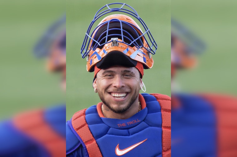 Mets Catcher Francisco Alvarez Undergoes MRI for Thumb Injury, Faces Possible Sideline Spell