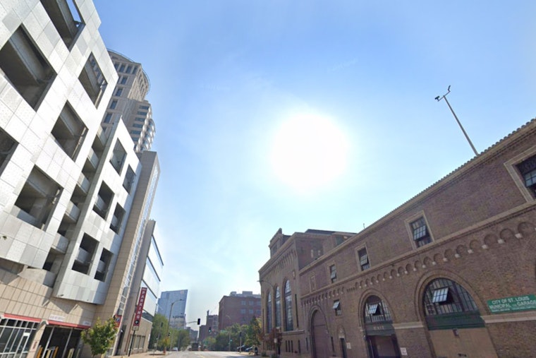 Mild and Sunny Start for St. Louis Week, Potential Showers on Monday and Tuesday
