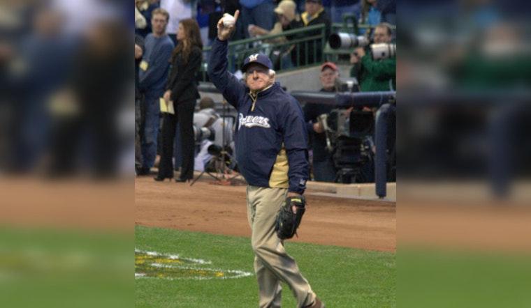 Milwaukee Pays Tribute to Legendary Voice of the Brewers Bob Uecker at American Family Field