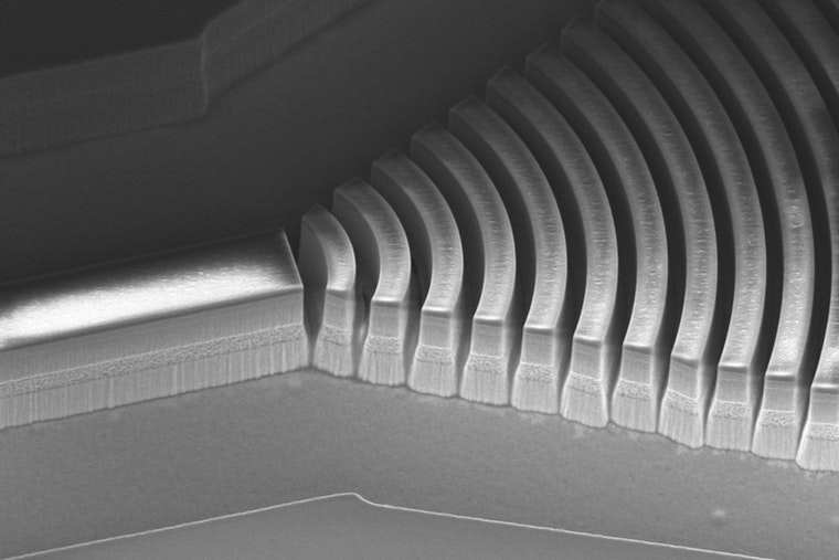 MIT Researchers Unveil Groundbreaking Laser Comb Technology for Enhanced Chemical Detection