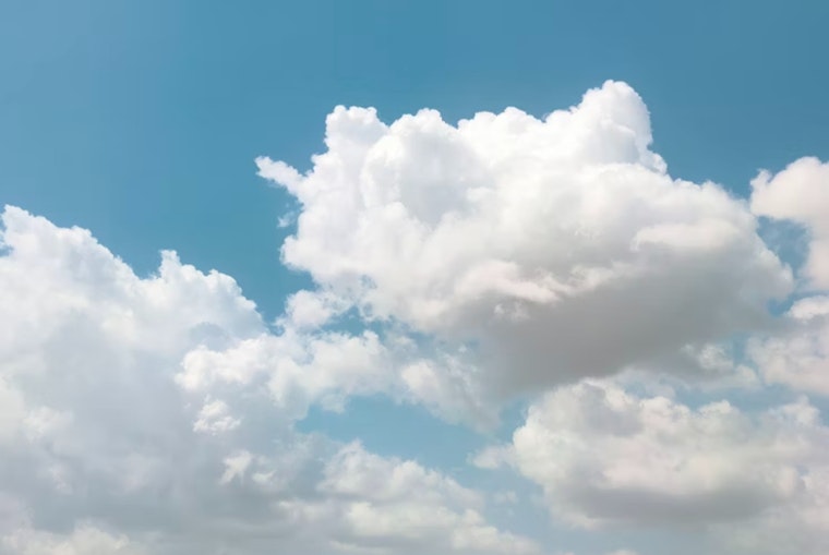 Nashville Forecast: Sunny Days Ahead with Light Winds, Chance of Showers by Week's End