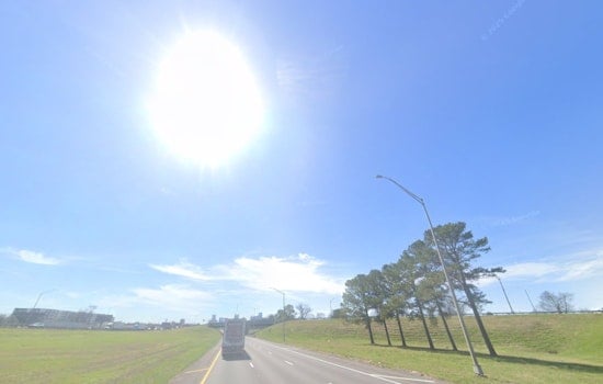 Nashville to Bask in Sunny Skies with Highs Near 86, Labor Day May See Showers