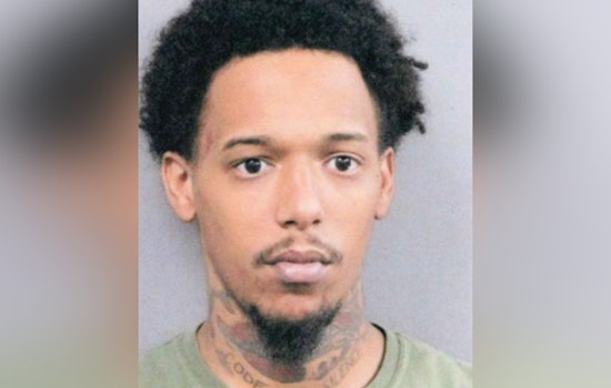 New Orleans Police Seek Public's Aid in Apprehending Suspect Sirk Burras, Jr. for Aggravated Battery on Tullis Drive