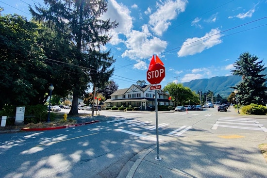 North Bend Introduces New 4-Way Stop at 3rd Street and Ballarat Avenue to Enhance Safety for School Season