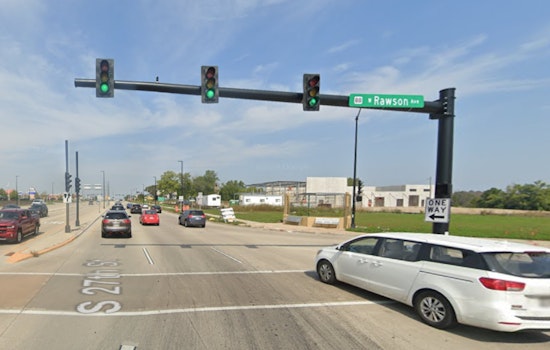 Oak Creek Community on Alert After Home Invasion with Children Inside, Suspects at Large