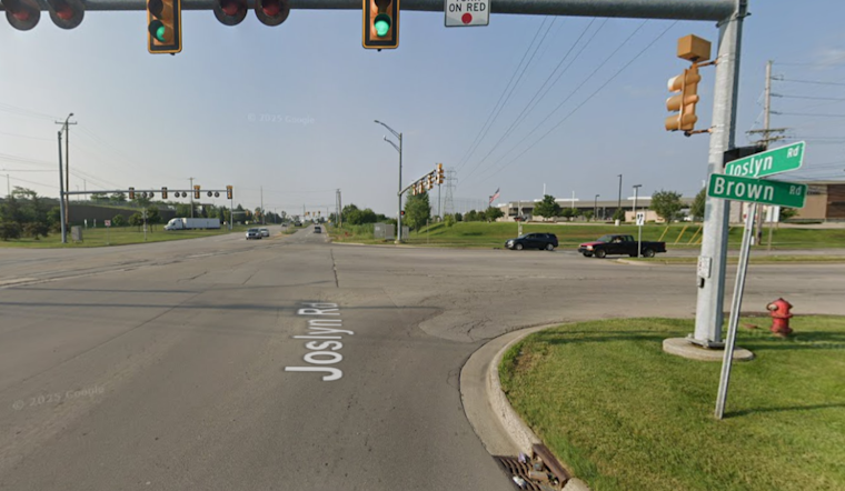 Oakland County Commuters Face Extended Delays as Joslyn-Brown Intersection Closure Continues Through Labor Day