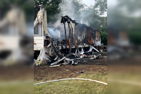 Oakland County Mother Dies in Clarkston Lakes Mobile Home Fire, Three Teens Escape Tragedy