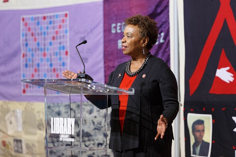 VIDEO: Oakland Leaders Rally Against Trump's Remarks, Mayor Barbara Lee Vows to Uphold City's Autonomy