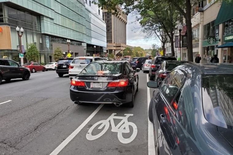 Ohio Department of Transportation Urges Cleveland Residents to Keep Bike Lanes Clear for Cyclist Safety