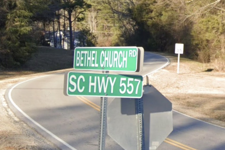 One Dead, One Hospitalized After Four-Vehicle Crash Near Clover in York County
