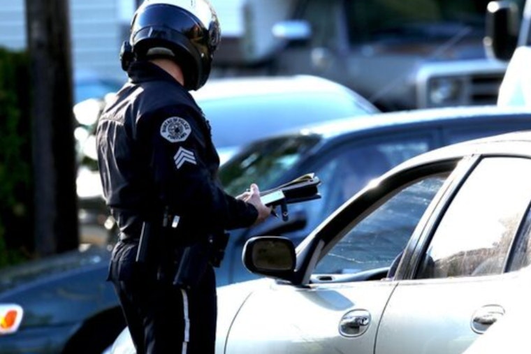 Oregon Police to Enforce Seatbelt Laws in State-Wide Safety Initiative, Portland Hosts Child Seat Clinic