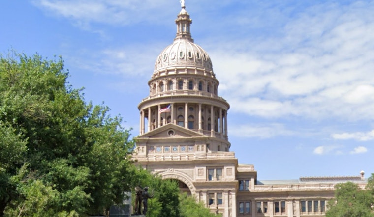 Over 50 Texas Democrats Flee State to Block GOP Redistricting Plan, Face Arrest Warrants and Fines
