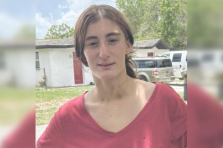 Pasco Sheriff's Office Seeks Help in Locating Missing Teen Ava Fotopoulos from Holiday Area
