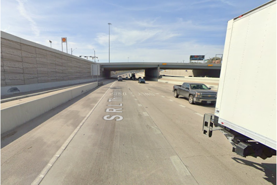 Pedestrian Fatally Struck While Walking Dogs on I-35E in Dallas, Investigation Underway