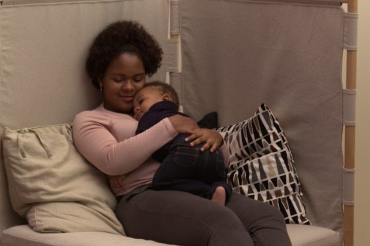 Philadelphia Launches Lactation Spaces Finder App During National Breastfeeding Month