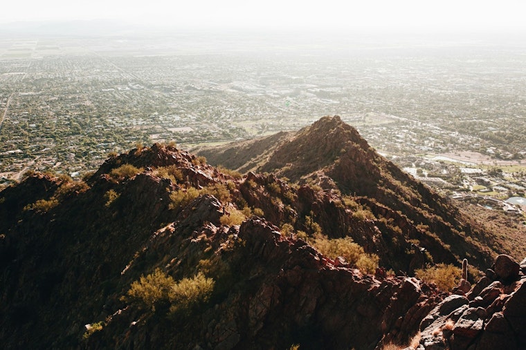 Phoenix Residents Prepare for Sizzling Week with Temps Topping 100 Degrees