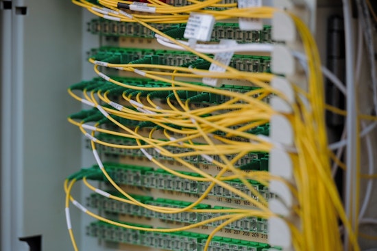 Phoenix's Tech Boom Faces Energy Crunch as Data Center Expansion Strains Arizona's Power Grid