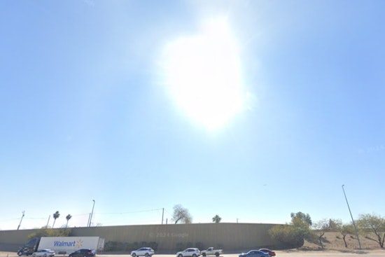 Phoenix Set to Swelter with 107°F Heat, Minimal Relief in Sight for Labor Day Weekend