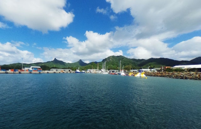Polynesian Canoes Hōkūleʻa and Hikianalia Make Momentous Return to Rarotonga for First Time Since 1992