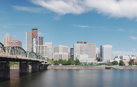 Portland Basks in Sunny Skies: Warm Week Ahead with Temperatures Nearing 90 Degrees