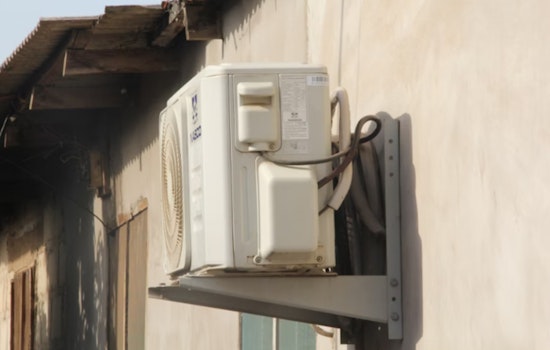 Portland Blazes Trail with 'Right to Cooling' for Renters Amidst Rising Temperatures