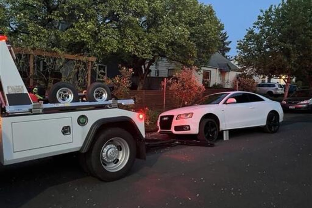 The Driving Ban: Nyc Police Issue Citations To Non-essential Vehicles Defying The Emergency Order