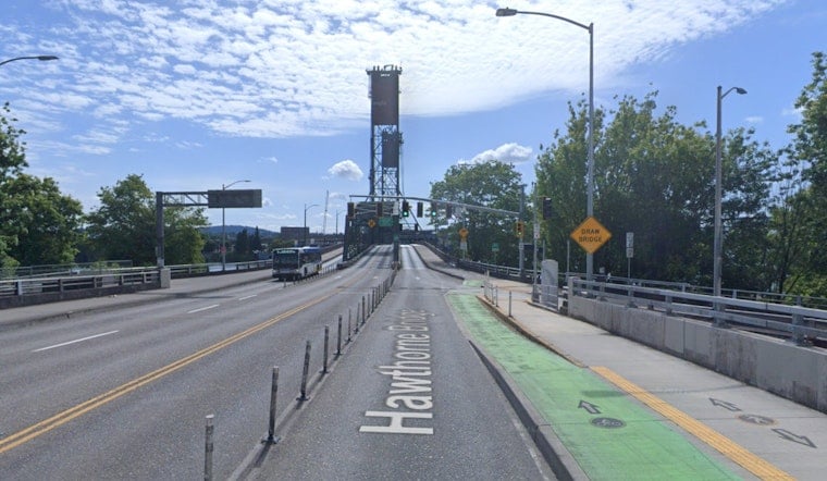 Portland's Hawthorne Bridge Set for Weekend Closures Due to Maintenance Work
