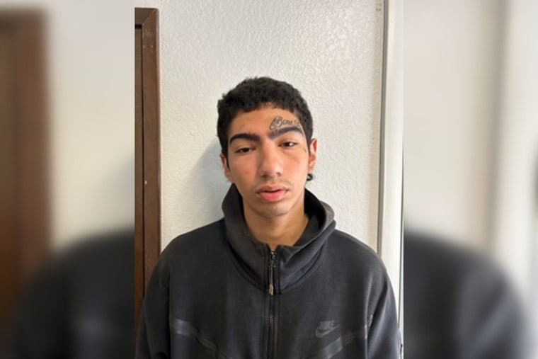 Prisoner John Nino on the Run After Daring Escape from Seattle-Tacoma International Airport